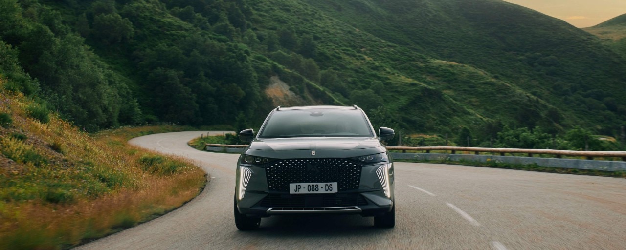 Nuovo DS 7 E-TENSE 4x4 360